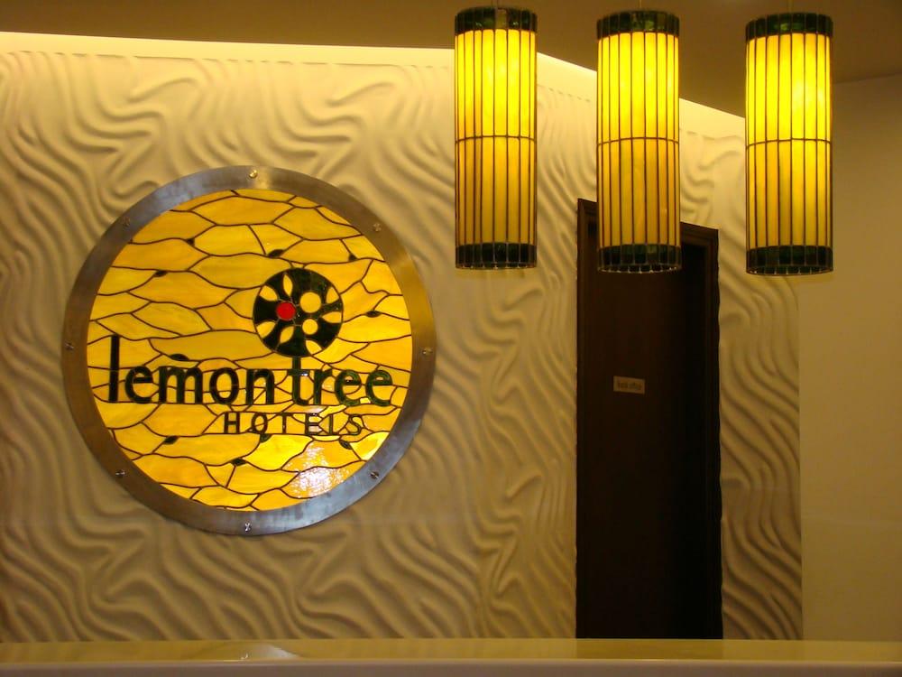 Lemon Tree Hotel Chennai Exterior photo