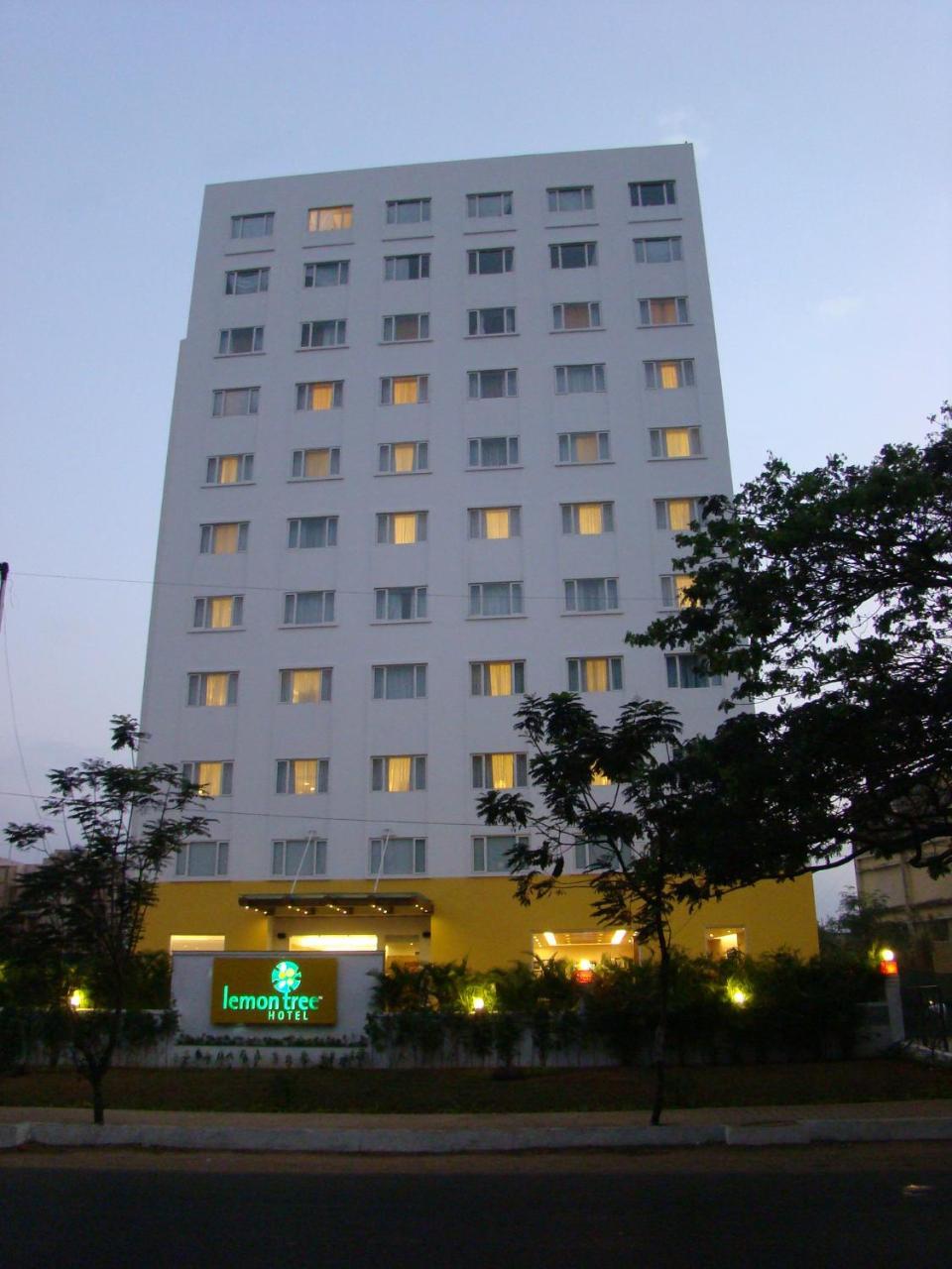 Lemon Tree Hotel Chennai Exterior photo
